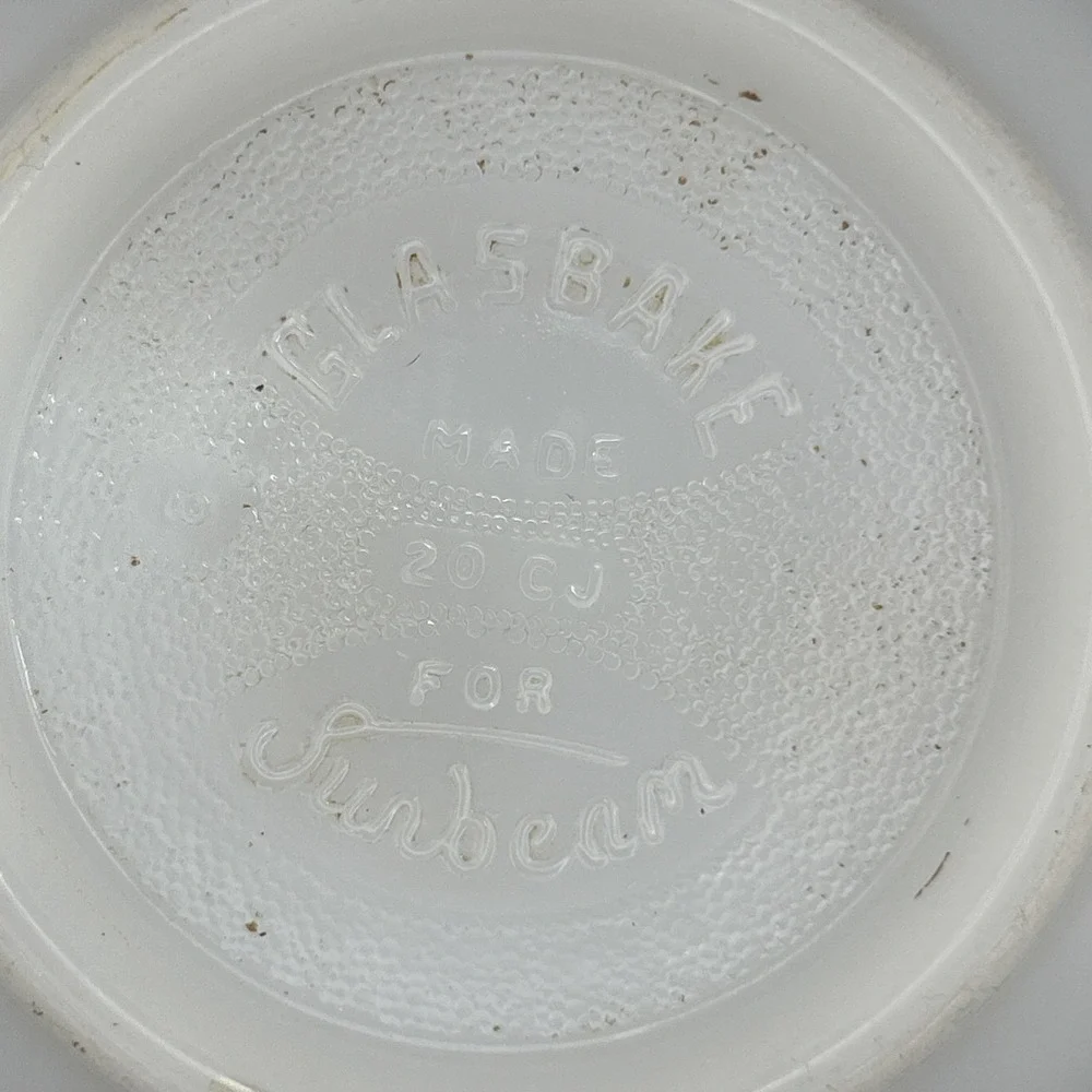 Vintage Glasbake For Sunbeam 20CJ Pour Spout Mixing Bowl Milk Glass for Mixer